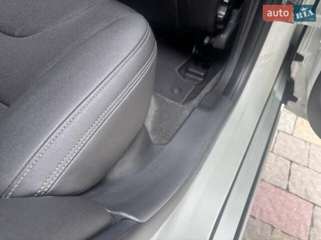 Сірий Вольво B60, об'ємом двигуна 1.6 л та пробігом 212 тис. км за 10850 $, фото 122 на Automoto.ua
