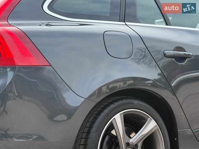 Серый Вольво B60, объемом двигателя 1.6 л и пробегом 206 тыс. км за 10750 $, фото 28 на Automoto.ua