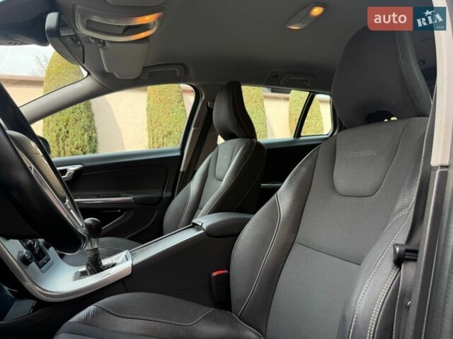 Серый Вольво B60, объемом двигателя 1.6 л и пробегом 206 тыс. км за 10750 $, фото 46 на Automoto.ua