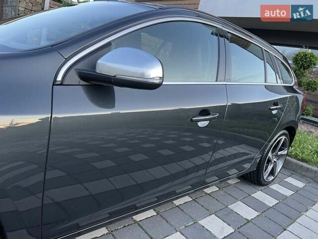 Серый Вольво B60, объемом двигателя 1.6 л и пробегом 217 тыс. км за 11350 $, фото 59 на Automoto.ua