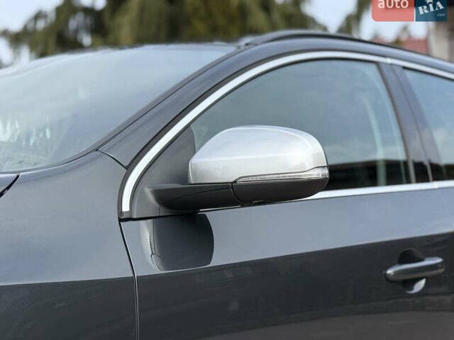 Сірий Вольво B60, об'ємом двигуна 1.56 л та пробігом 206 тис. км за 10999 $, фото 43 на Automoto.ua