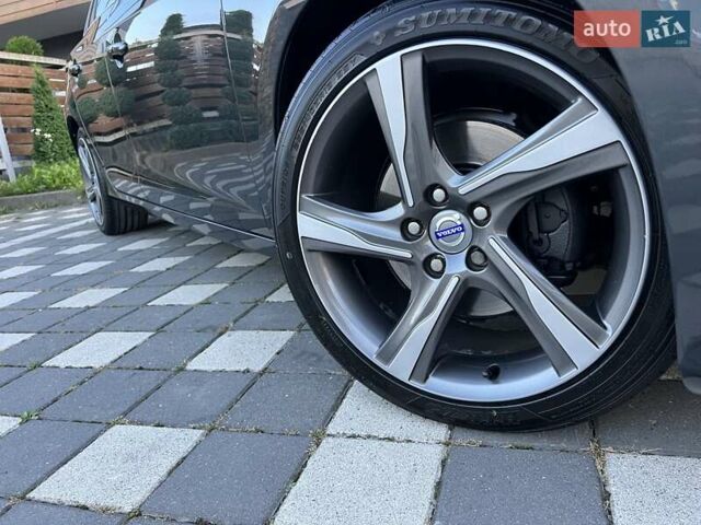 Серый Вольво B60, объемом двигателя 1.6 л и пробегом 217 тыс. км за 11350 $, фото 14 на Automoto.ua