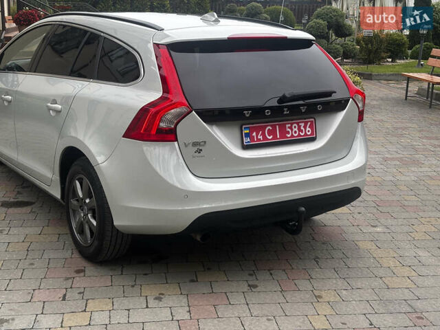 Сірий Вольво B60, об'ємом двигуна 1.6 л та пробігом 212 тис. км за 10850 $, фото 58 на Automoto.ua