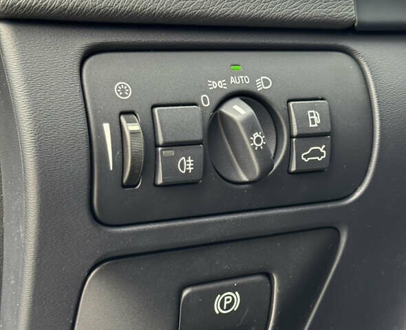 Сірий Вольво B60, об'ємом двигуна 2 л та пробігом 239 тис. км за 12399 $, фото 39 на Automoto.ua