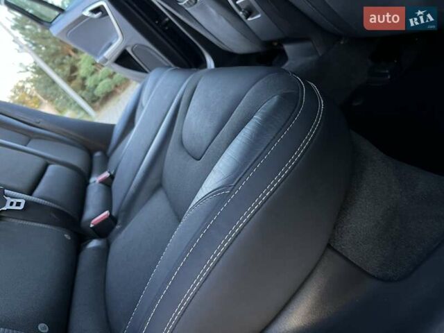 Серый Вольво B60, объемом двигателя 1.6 л и пробегом 217 тыс. км за 11350 $, фото 102 на Automoto.ua