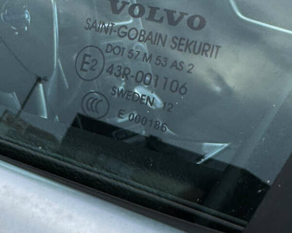 Сірий Вольво B60, об'ємом двигуна 2 л та пробігом 239 тис. км за 12399 $, фото 34 на Automoto.ua