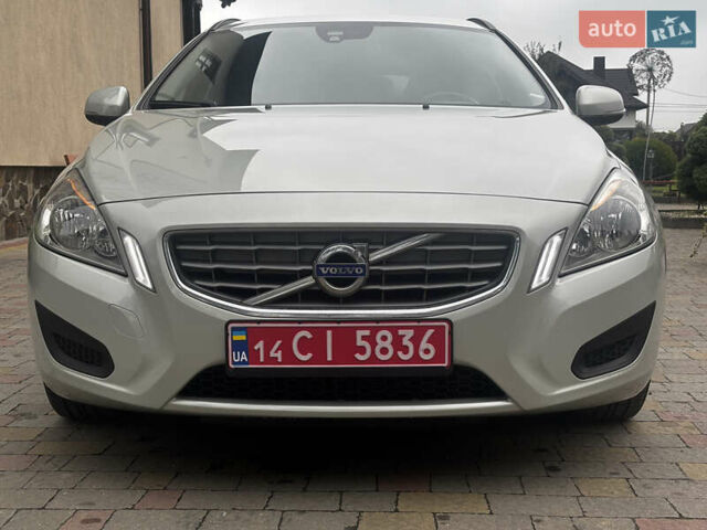 Сірий Вольво B60, об'ємом двигуна 1.6 л та пробігом 212 тис. км за 10850 $, фото 45 на Automoto.ua