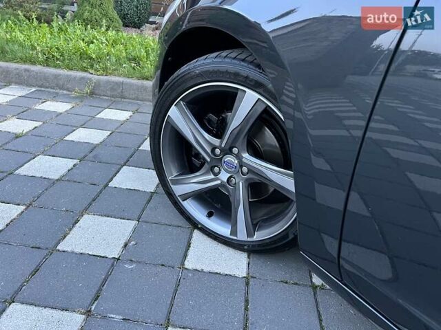 Серый Вольво B60, объемом двигателя 1.6 л и пробегом 217 тыс. км за 11350 $, фото 34 на Automoto.ua