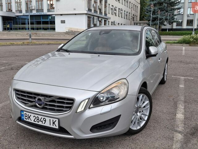 Сірий Вольво B60, об'ємом двигуна 1.98 л та пробігом 315 тис. км за 11900 $, фото 25 на Automoto.ua