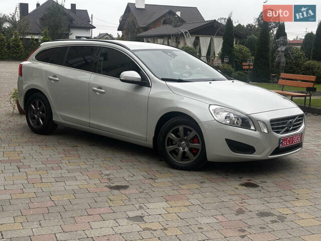 Сірий Вольво B60, об'ємом двигуна 1.6 л та пробігом 212 тис. км за 10850 $, фото 30 на Automoto.ua