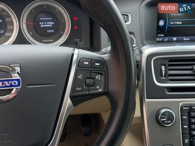 Сірий Вольво B60, об'ємом двигуна 1.56 л та пробігом 222 тис. км за 10950 $, фото 46 на Automoto.ua