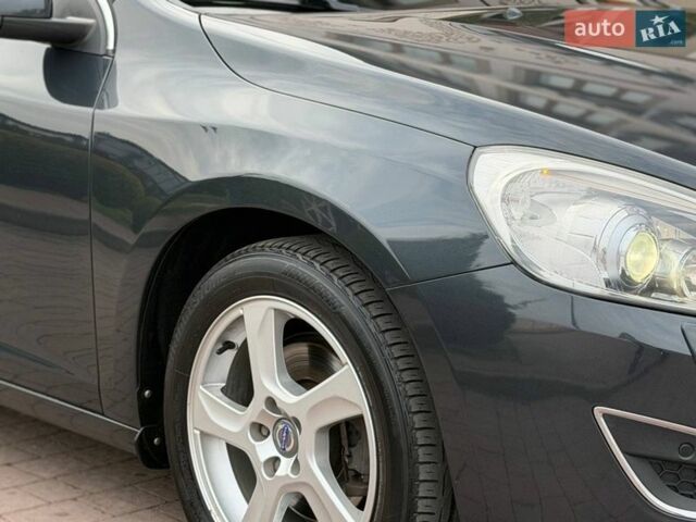 Сірий Вольво B60, об'ємом двигуна 1.56 л та пробігом 222 тис. км за 10950 $, фото 25 на Automoto.ua