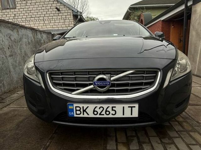 Серый Вольво B60, объемом двигателя 1.56 л и пробегом 245 тыс. км за 8200 $, фото 41 на Automoto.ua