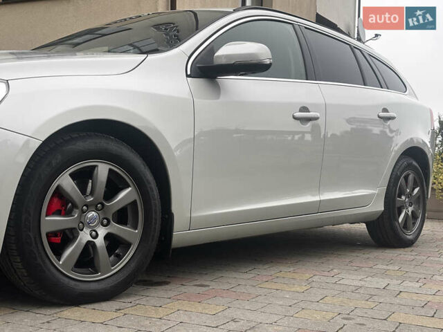 Сірий Вольво B60, об'ємом двигуна 1.6 л та пробігом 212 тис. км за 10850 $, фото 20 на Automoto.ua