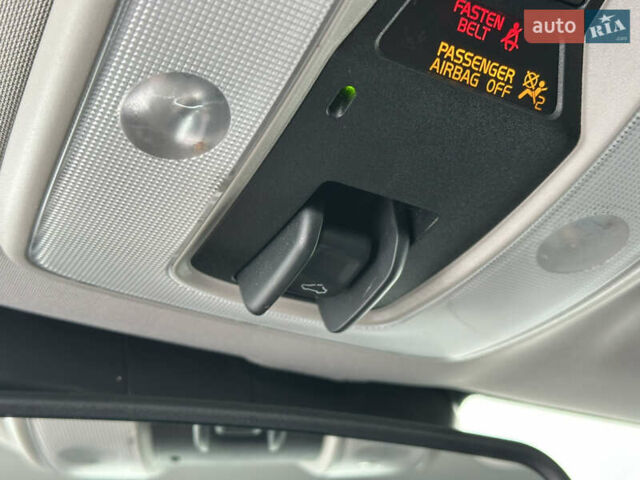 Сірий Вольво B60, об'ємом двигуна 2.4 л та пробігом 260 тис. км за 12400 $, фото 53 на Automoto.ua