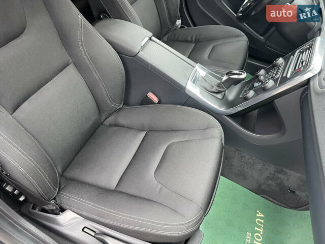 Серый Вольво B60, объемом двигателя 2 л и пробегом 109 тыс. км за 14800 $, фото 35 на Automoto.ua