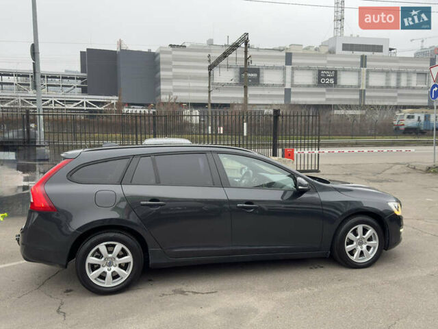 Серый Вольво B60, объемом двигателя 2 л и пробегом 243 тыс. км за 14500 $, фото 7 на Automoto.ua