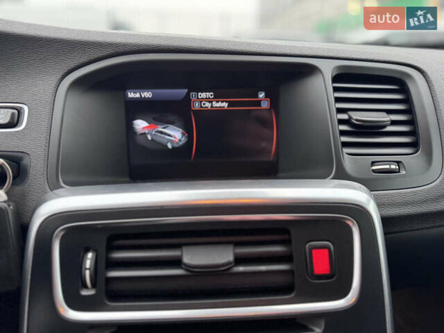 Серый Вольво B60, объемом двигателя 2 л и пробегом 243 тыс. км за 14500 $, фото 43 на Automoto.ua