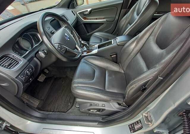 Сірий Вольво B60, об'ємом двигуна 2.4 л та пробігом 184 тис. км за 17200 $, фото 39 на Automoto.ua