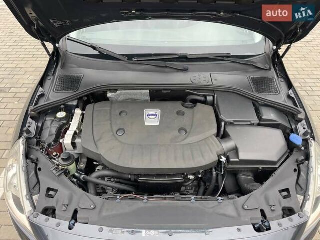 Сірий Вольво B60, об'ємом двигуна 2 л та пробігом 289 тис. км за 11400 $, фото 20 на Automoto.ua