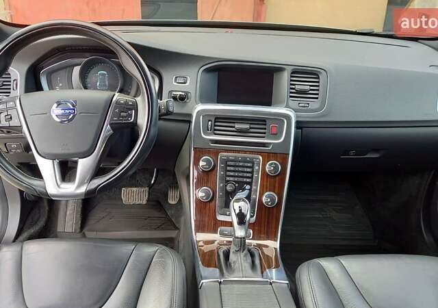 Сірий Вольво B60, об'ємом двигуна 2.4 л та пробігом 184 тис. км за 17200 $, фото 16 на Automoto.ua