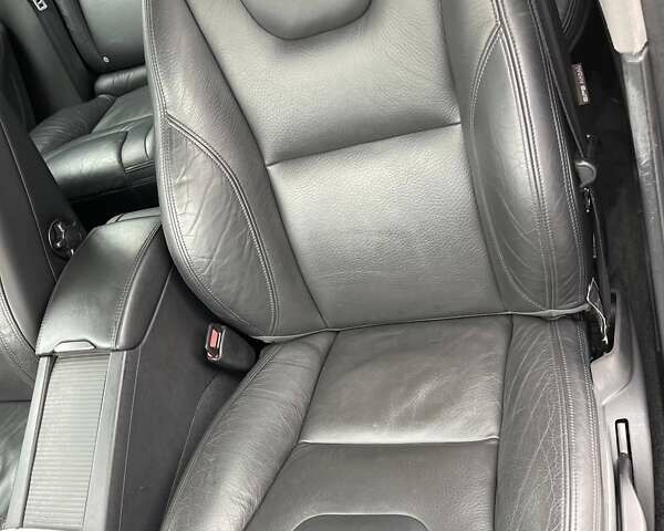 Сірий Вольво B60, об'ємом двигуна 2 л та пробігом 289 тис. км за 11400 $, фото 31 на Automoto.ua