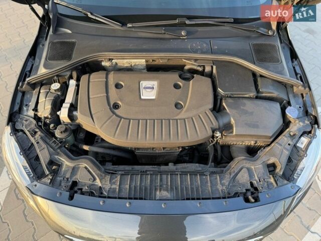 Сірий Вольво B60, об'ємом двигуна 2.4 л та пробігом 256 тис. км за 13900 $, фото 45 на Automoto.ua