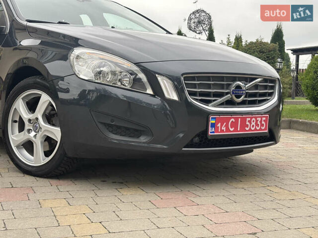 Сірий Вольво B60, об'ємом двигуна 1.6 л та пробігом 197 тис. км за 10850 $, фото 22 на Automoto.ua
