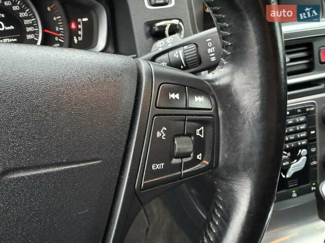 Серый Вольво B60, объемом двигателя 2 л и пробегом 243 тыс. км за 14500 $, фото 47 на Automoto.ua