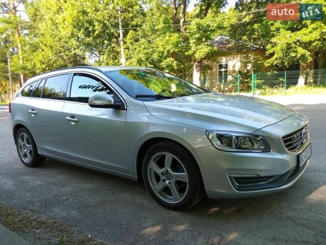 Серый Вольво B60, объемом двигателя 1.97 л и пробегом 220 тыс. км за 13700 $, фото 7 на Automoto.ua