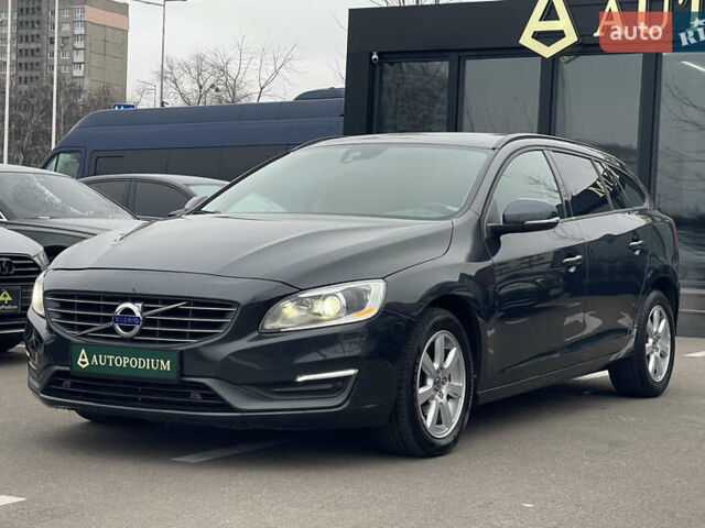 Серый Вольво B60, объемом двигателя 2 л и пробегом 109 тыс. км за 14800 $, фото 4 на Automoto.ua