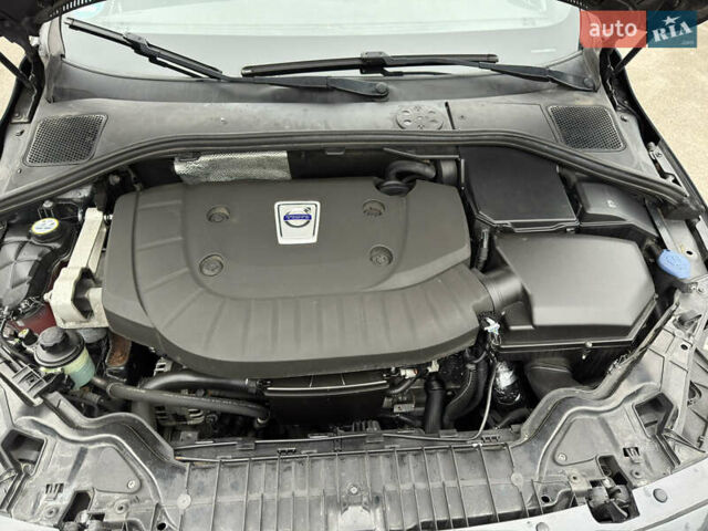 Серый Вольво B60, объемом двигателя 2 л и пробегом 243 тыс. км за 14500 $, фото 54 на Automoto.ua