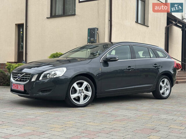 Сірий Вольво B60, об'ємом двигуна 1.6 л та пробігом 197 тис. км за 10850 $, фото 1 на Automoto.ua