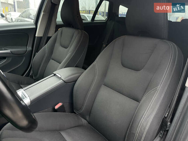 Серый Вольво B60, объемом двигателя 2 л и пробегом 109 тыс. км за 14800 $, фото 34 на Automoto.ua