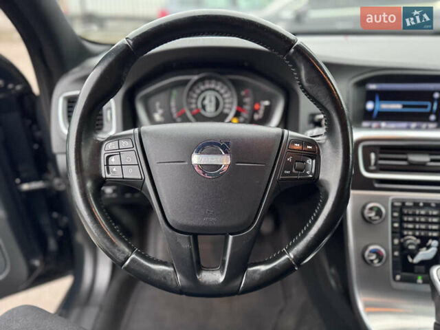 Серый Вольво B60, объемом двигателя 2 л и пробегом 243 тыс. км за 14500 $, фото 39 на Automoto.ua