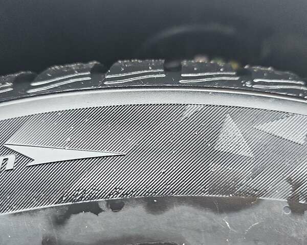 Сірий Вольво B60, об'ємом двигуна 2.5 л та пробігом 225 тис. км за 12790 $, фото 41 на Automoto.ua