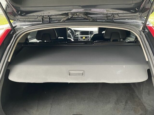 Сірий Вольво B60, об'ємом двигуна 2 л та пробігом 255 тис. км за 12500 $, фото 4 на Automoto.ua