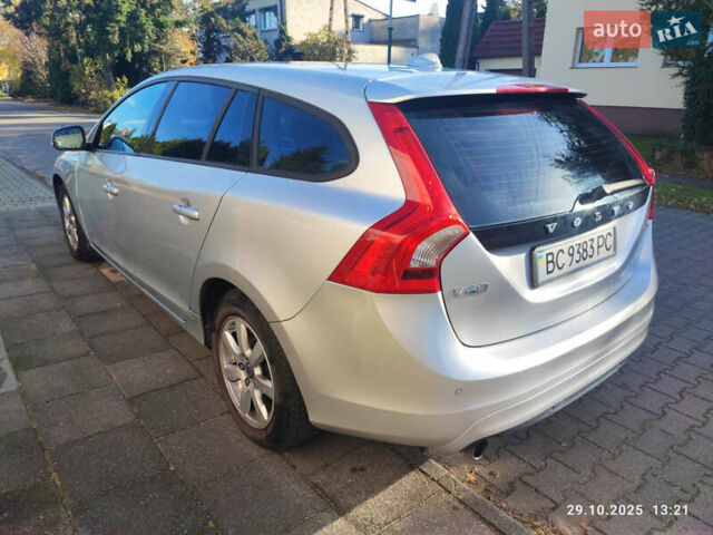 Серый Вольво B60, объемом двигателя 1.56 л и пробегом 262 тыс. км за 11600 $, фото 6 на Automoto.ua