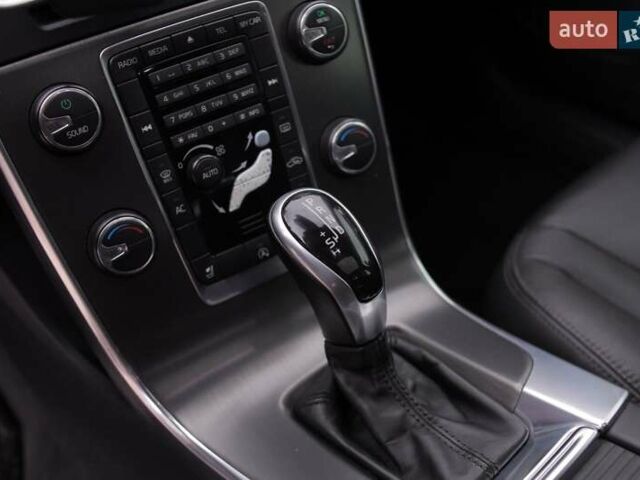 Серый Вольво B60, объемом двигателя 2 л и пробегом 214 тыс. км за 10000 $, фото 14 на Automoto.ua