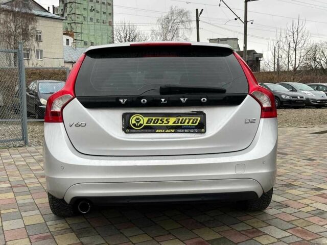 Серый Вольво B60, объемом двигателя 0 л и пробегом 264 тыс. км за 12000 $, фото 5 на Automoto.ua