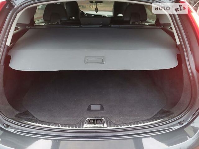 Серый Вольво B60, объемом двигателя 2.5 л и пробегом 225 тыс. км за 12990 $, фото 24 на Automoto.ua