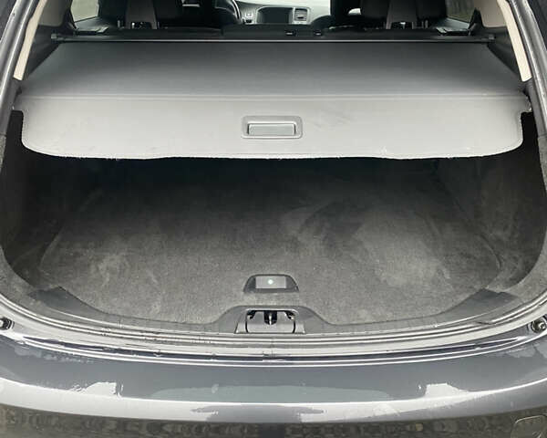 Серый Вольво B60, объемом двигателя 1.98 л и пробегом 235 тыс. км за 11600 $, фото 24 на Automoto.ua