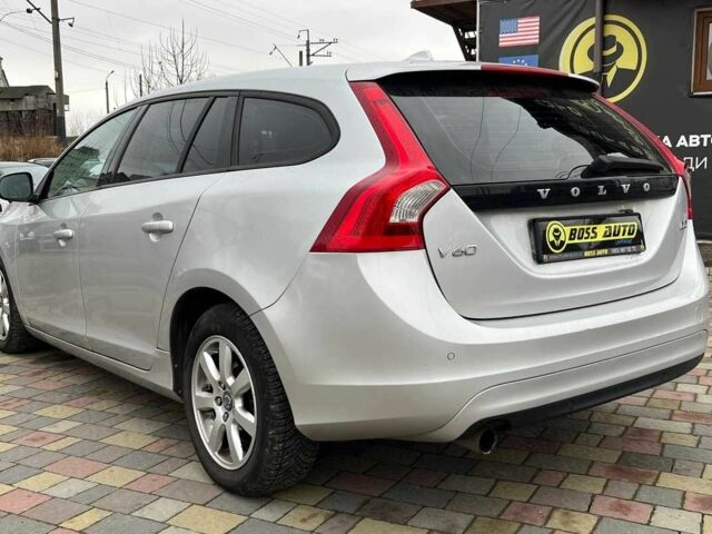 Серый Вольво B60, объемом двигателя 0 л и пробегом 264 тыс. км за 12000 $, фото 4 на Automoto.ua