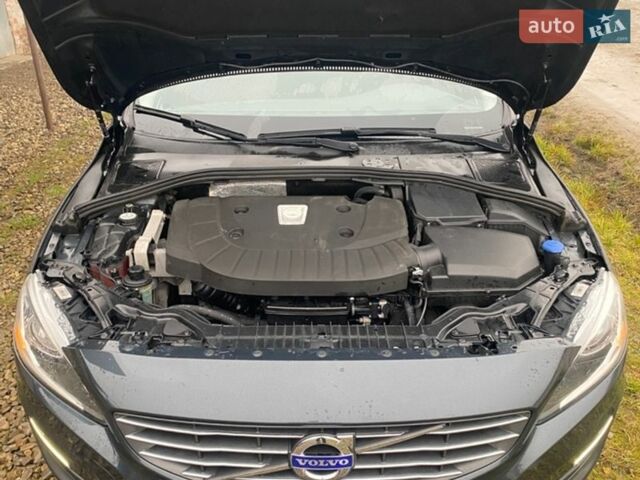 Сірий Вольво B60, об'ємом двигуна 1.98 л та пробігом 235 тис. км за 11300 $, фото 17 на Automoto.ua