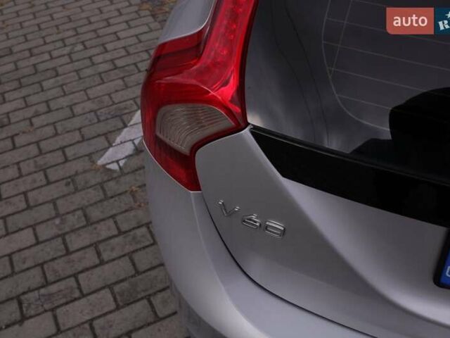 Серый Вольво B60, объемом двигателя 2 л и пробегом 214 тыс. км за 10000 $, фото 6 на Automoto.ua