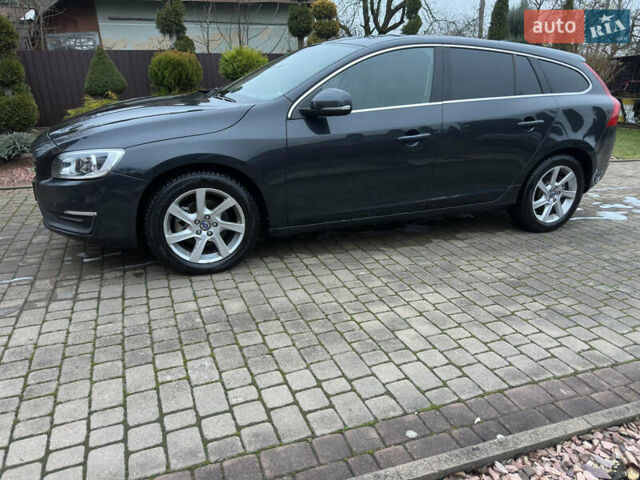 Сірий Вольво B60, об'ємом двигуна 1.56 л та пробігом 275 тис. км за 11950 $, фото 2 на Automoto.ua