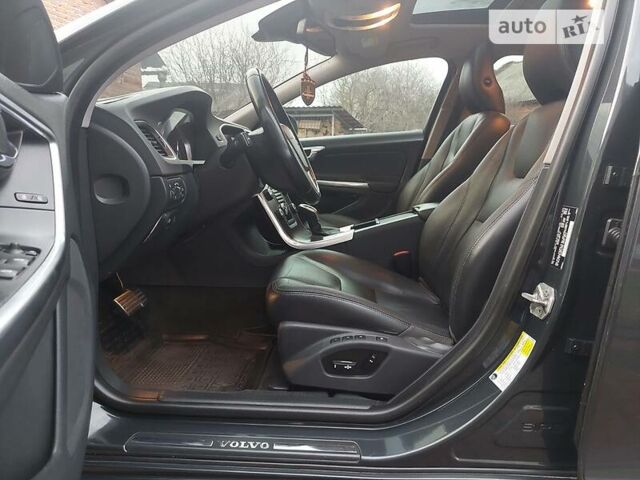 Серый Вольво B60, объемом двигателя 2.5 л и пробегом 225 тыс. км за 12990 $, фото 12 на Automoto.ua