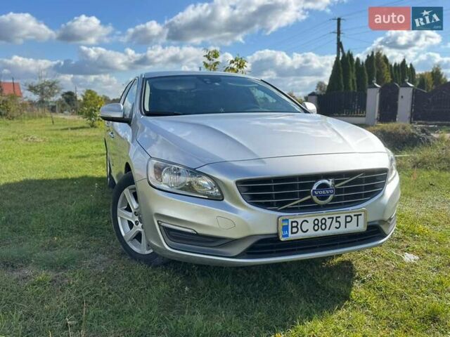 Серый Вольво B60, объемом двигателя 2.4 л и пробегом 250 тыс. км за 13000 $, фото 8 на Automoto.ua