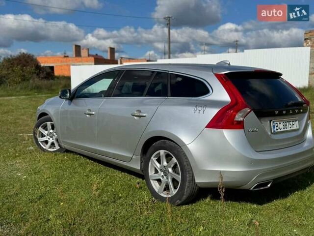 Серый Вольво B60, объемом двигателя 2.4 л и пробегом 250 тыс. км за 13000 $, фото 3 на Automoto.ua