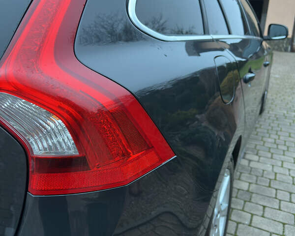 Сірий Вольво B60, об'ємом двигуна 1.56 л та пробігом 275 тис. км за 11950 $, фото 12 на Automoto.ua